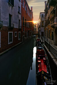 Venedig Abendstimmung mit Gondeln
